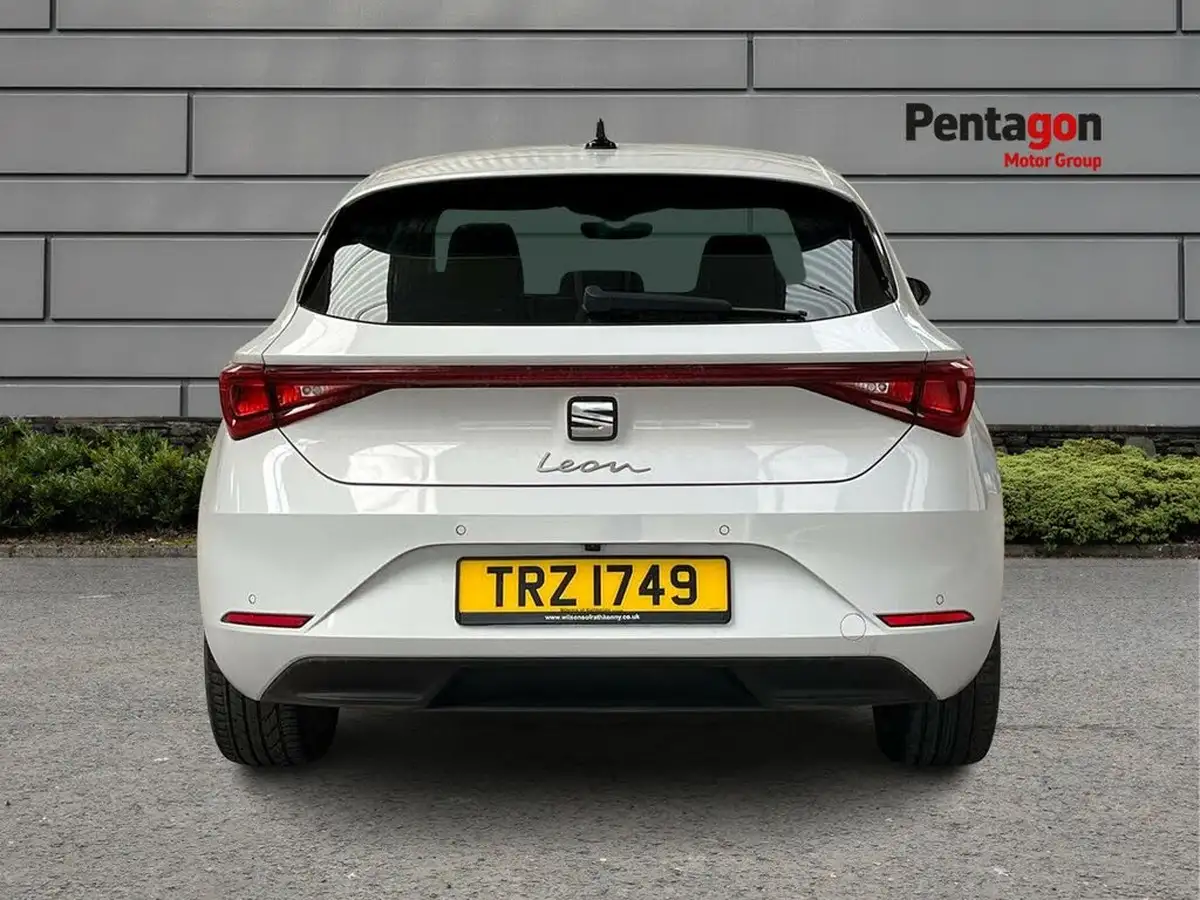 2022-seat-leon-10-etsi-evo-xcellence-hatchback-big-13