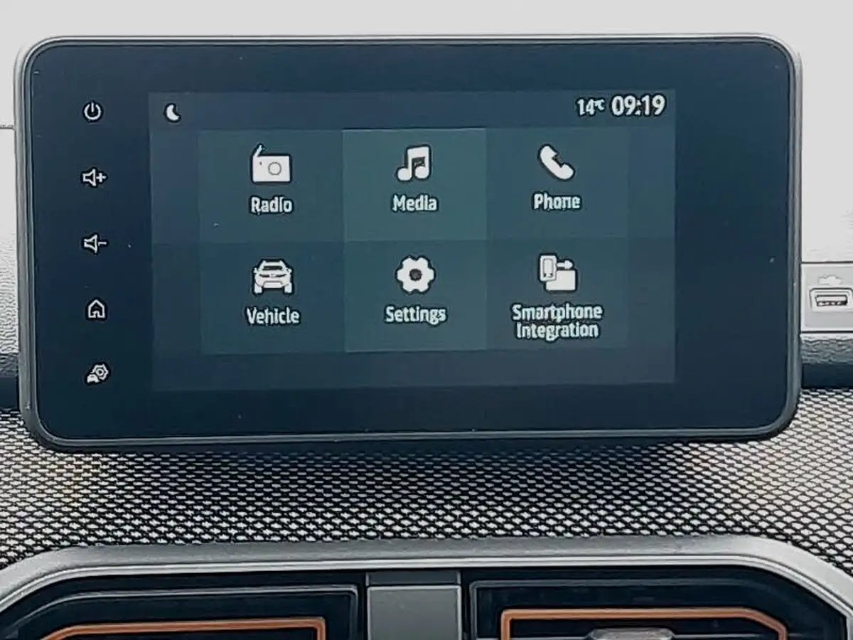 2023-dacia-sandero-stepway-10-tce-expression-90bhp-big-9