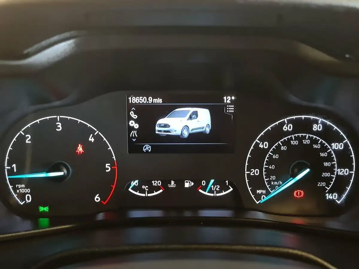 2021-ford-transit-connect-15-ecoblue-l2-240-limited-big-19