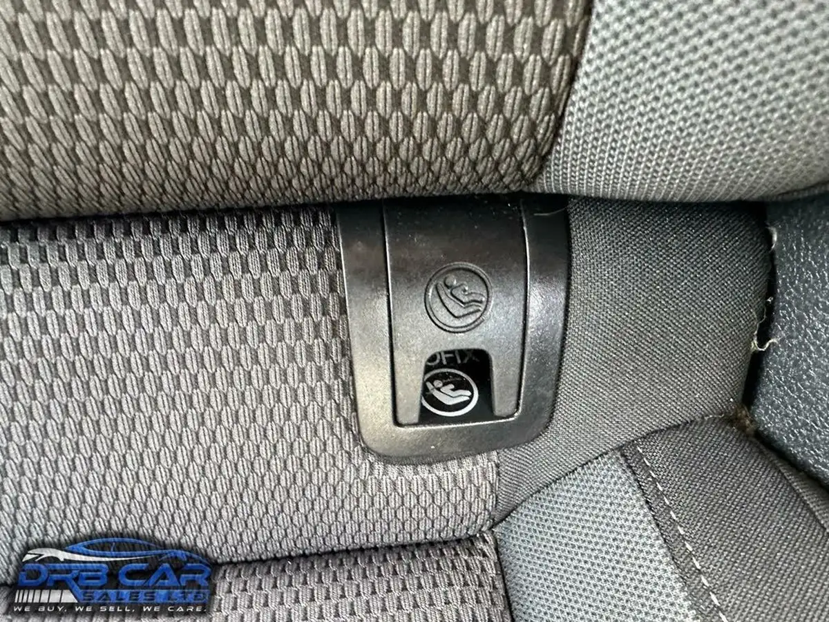 2018-volkswagen-golf-14-tsi-se-hatchback-5d-big-11