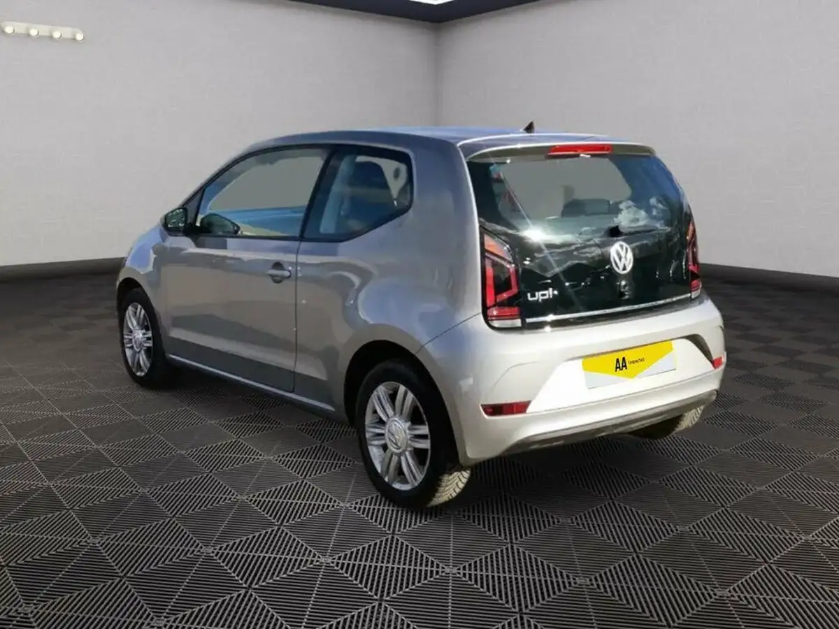 2017-volkswagen-up-10-high-up-75ps-3d-big-3