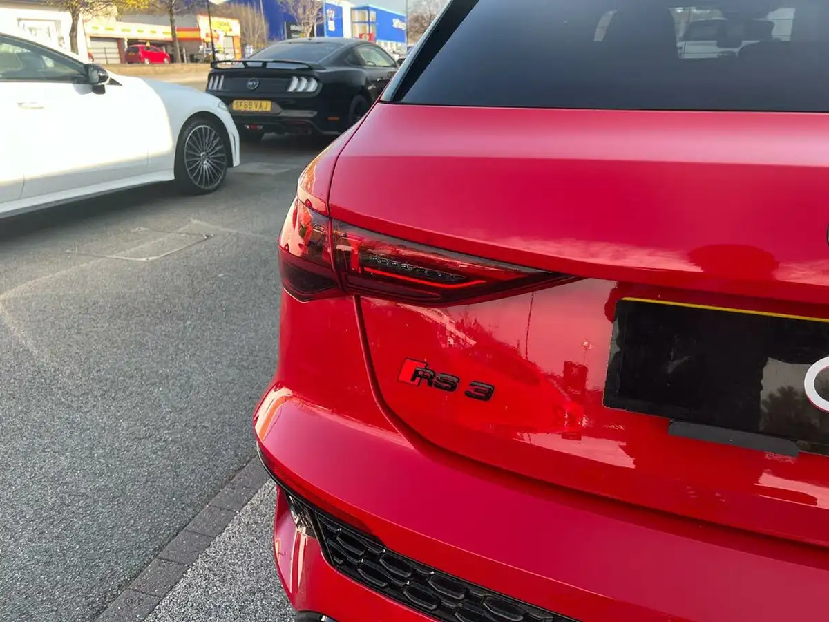 2024-audi-rs3-25-tfsi-carbon-black-sportback-5d-big-75