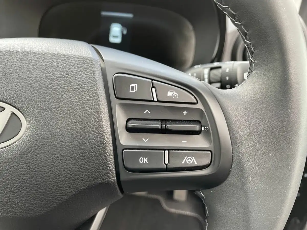 2024-hyundai-i10-12-advance-79ps-auto-big-16