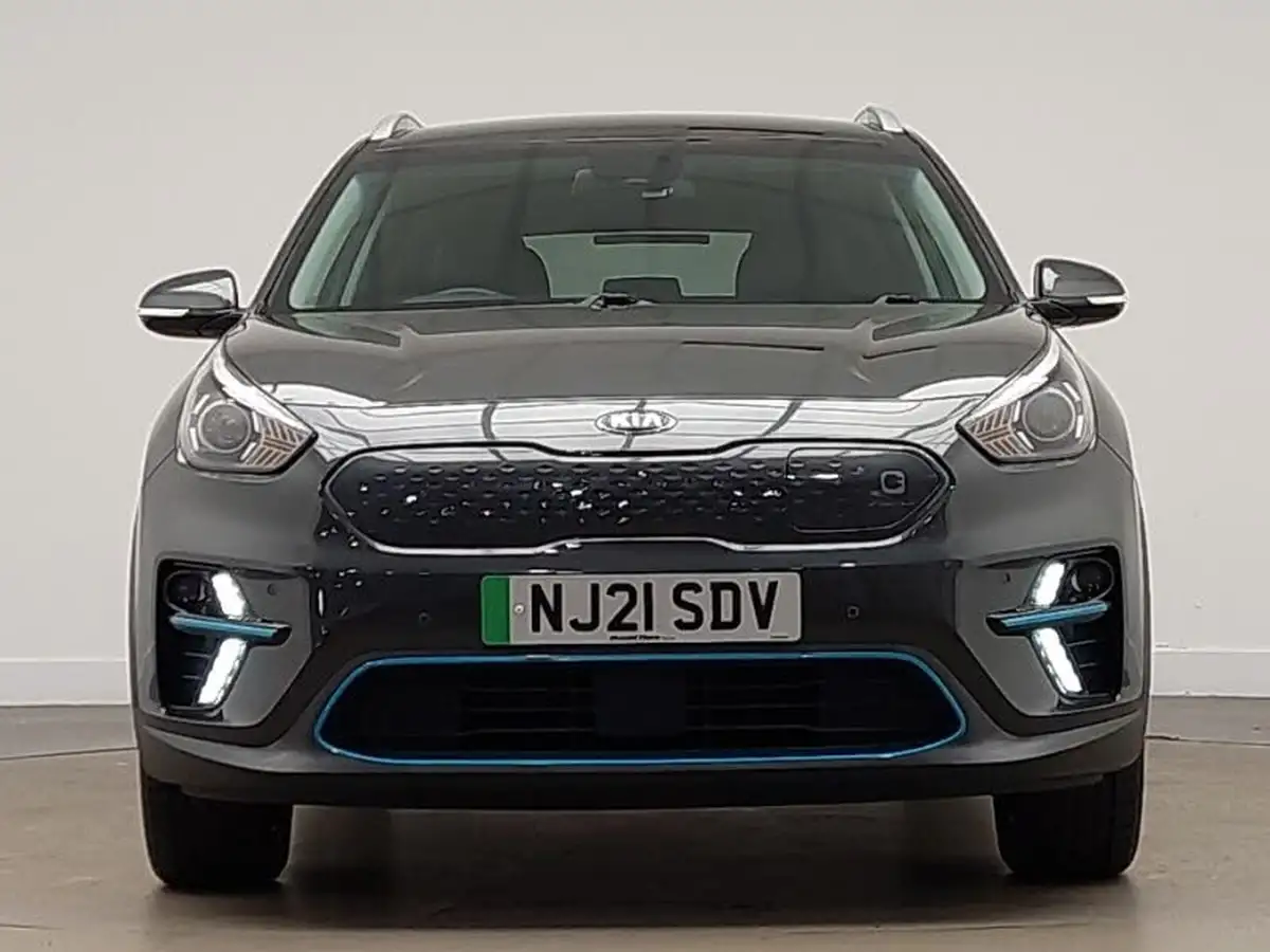 2021-kia-e-niro-ev-3-big-11