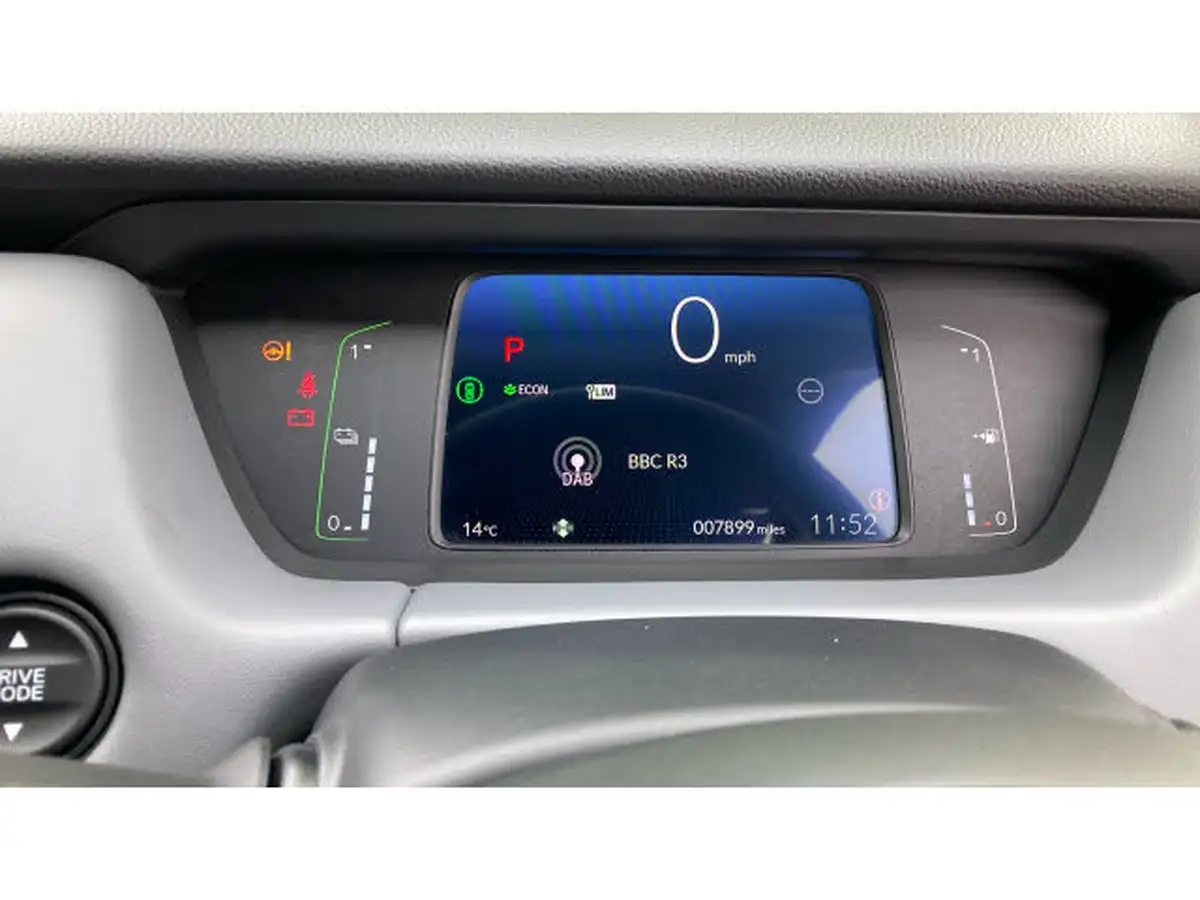 2023-honda-jazz-15-i-mmd-advance-sport-big-34