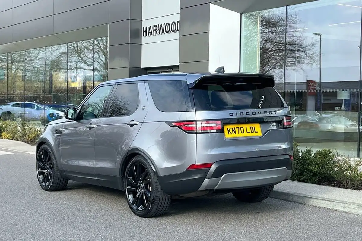 2020-land-rover-discovery-30-sd6-hse-luxury-big-14