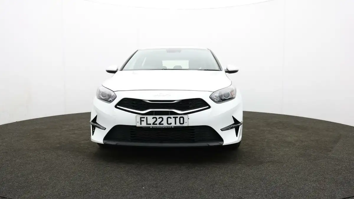 2021-kia-ceed-10-t-gdi-2-hatchback-big-1