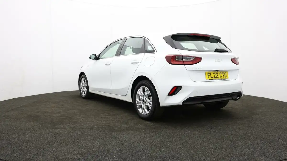 2021-kia-ceed-10-t-gdi-2-hatchback-big-70