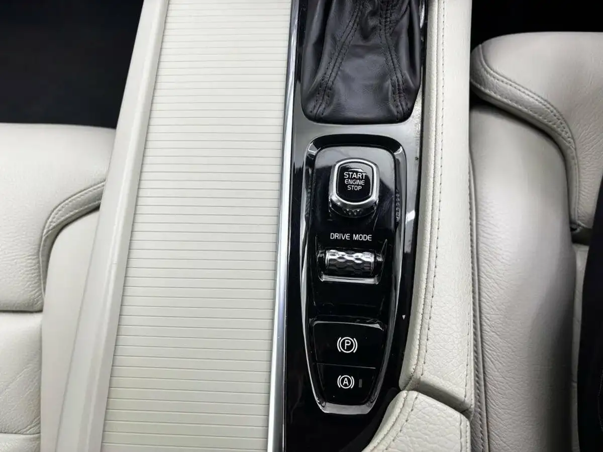 2020-volvo-v90-20td-d4-momentum-plus-big-15