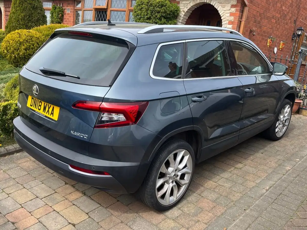 2018-skoda-karoq-15-tsi-edition-ss-big-2