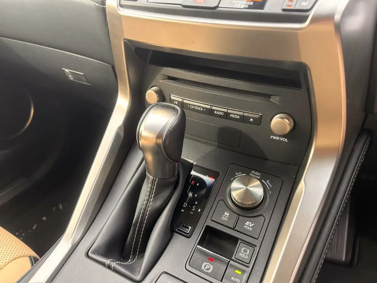 2018-lexus-nx-300h-25-luxury-p-navi-convenience-packpan-big-36