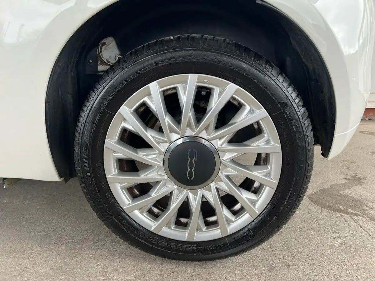 2016-fiat-500-12-lounge-big-43