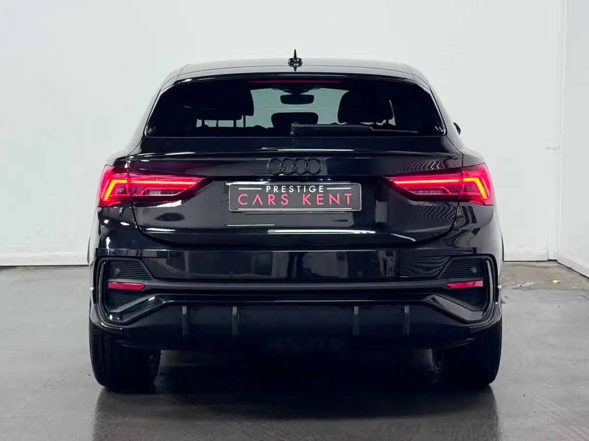 2022-audi-q3-15-35-tfsi-black-edition-cod-sportback-s-tronic-big-5