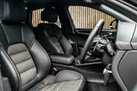 2024-porsche-macan-20-t-small-1