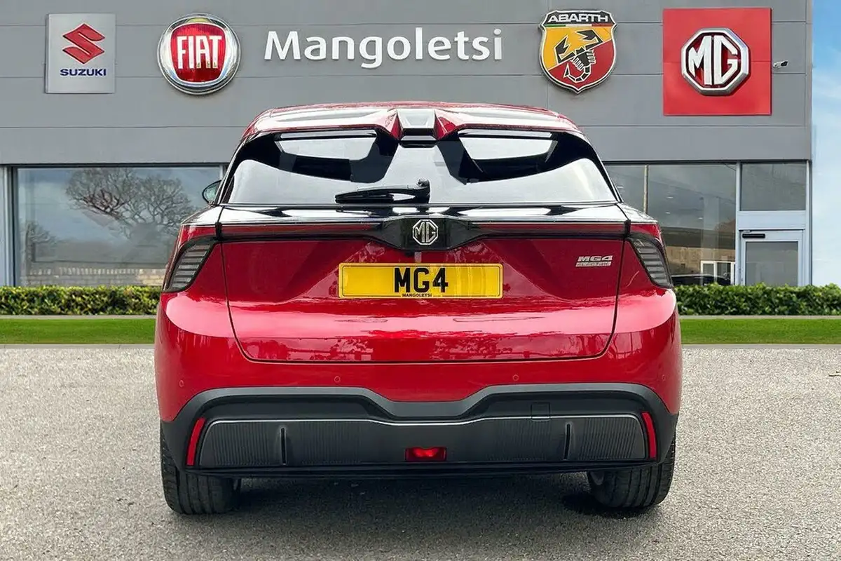 2025-mg-mg4-e-trophy-ev-203ps-long-big-3