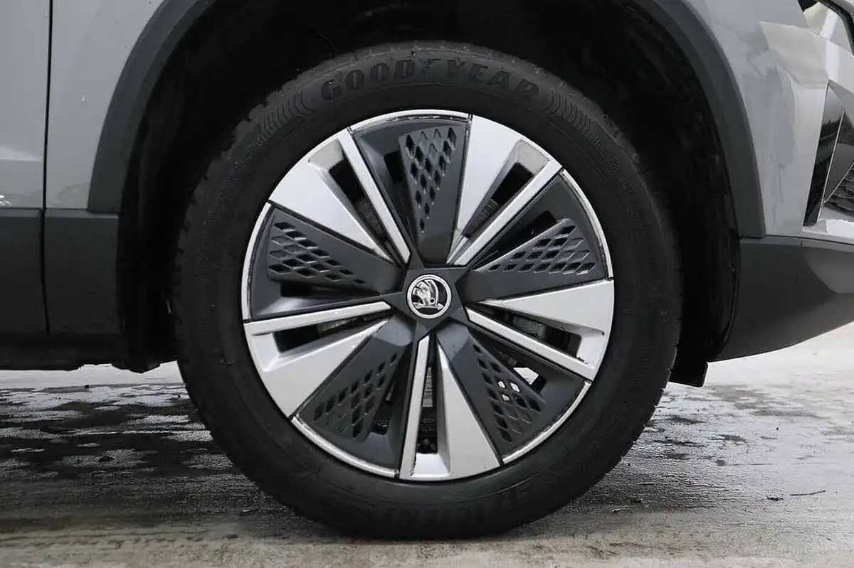 2024-skoda-karoq-15-tsi-se-drive-dsg-big-4