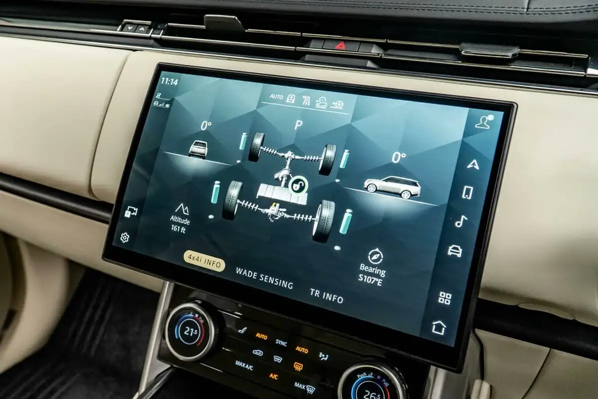 2022-land-rover-range-rover-30-p440e-se-big-35