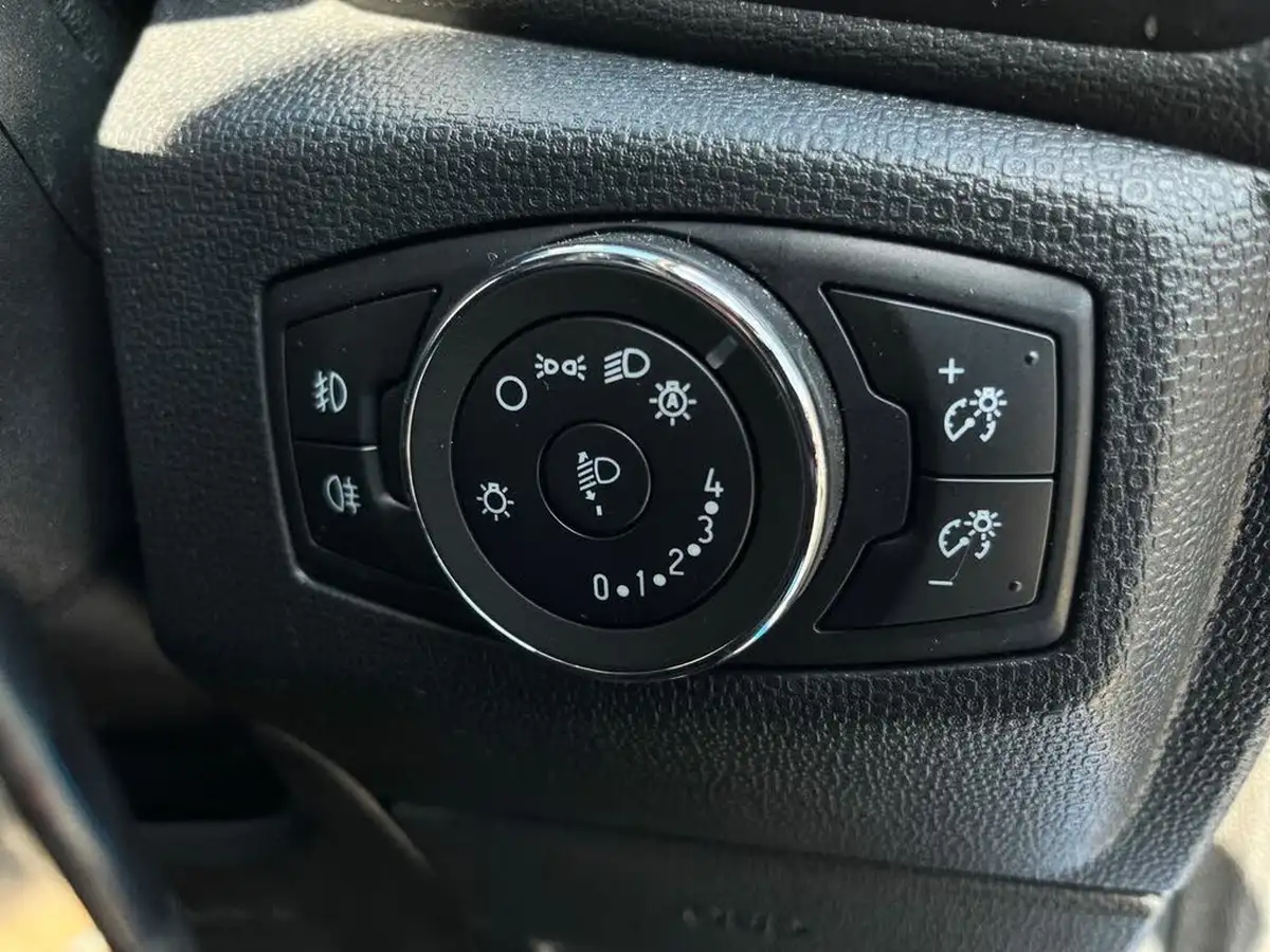 2022-ford-ecosport-10t-titanium-big-39
