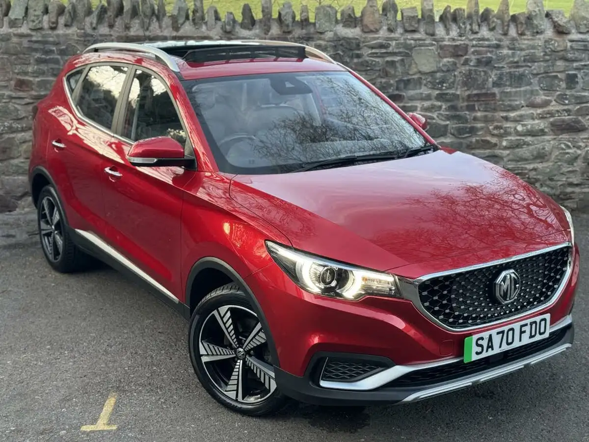 2020-mg-zs-suv-e-exclusive-ev-big-9