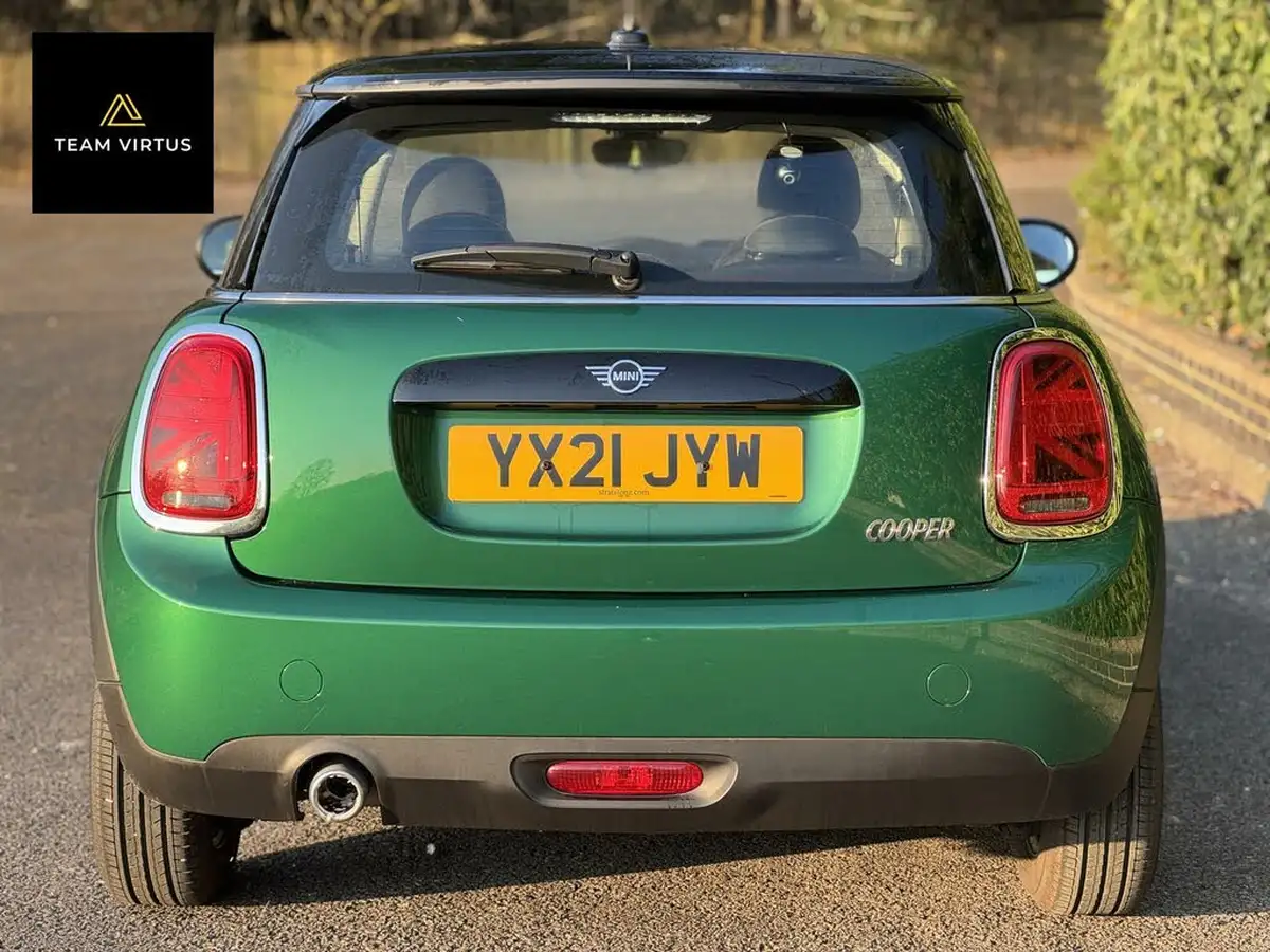 2021-mini-cooper-15-cooper-classic-series-ii-hatchback-3d-big-6