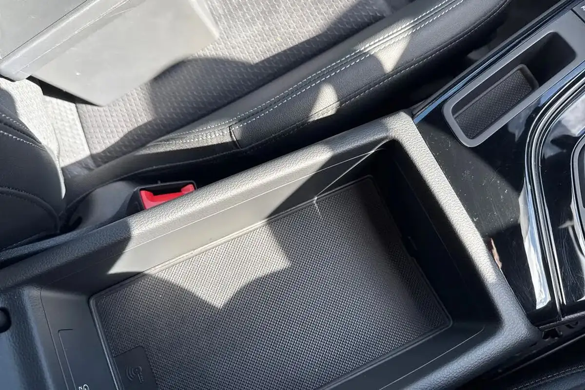 2024-audi-a4-avant-20-35-tdi-black-edition-big-51