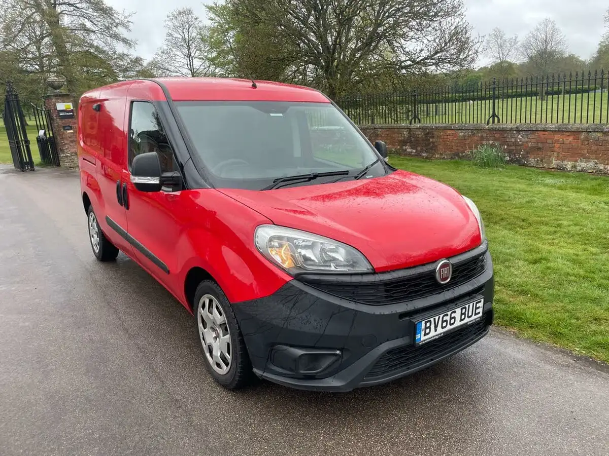 2015-fiat-doblo-cargo-16td-105eu-v-l1-refrigerated-van-big-0