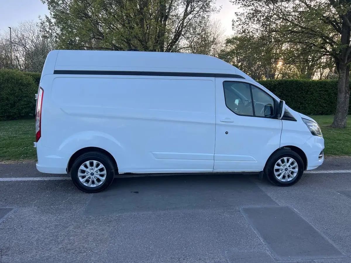 2018-ford-transit-custom-20tdci-300-l2h2-limited-130pseu6-big-3