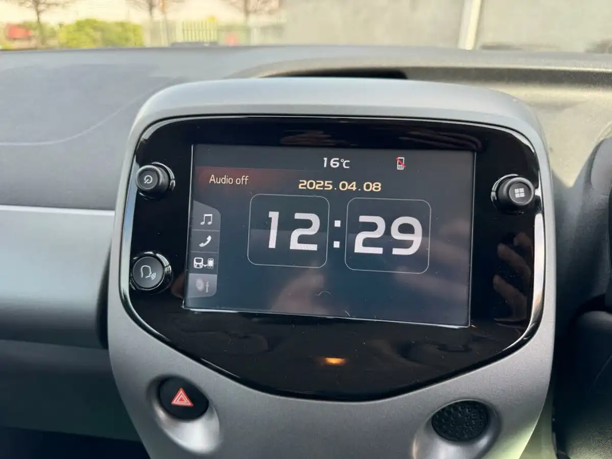 2021-toyota-aygo-10-vvt-i-x-trend-tss-x-shift-big-14