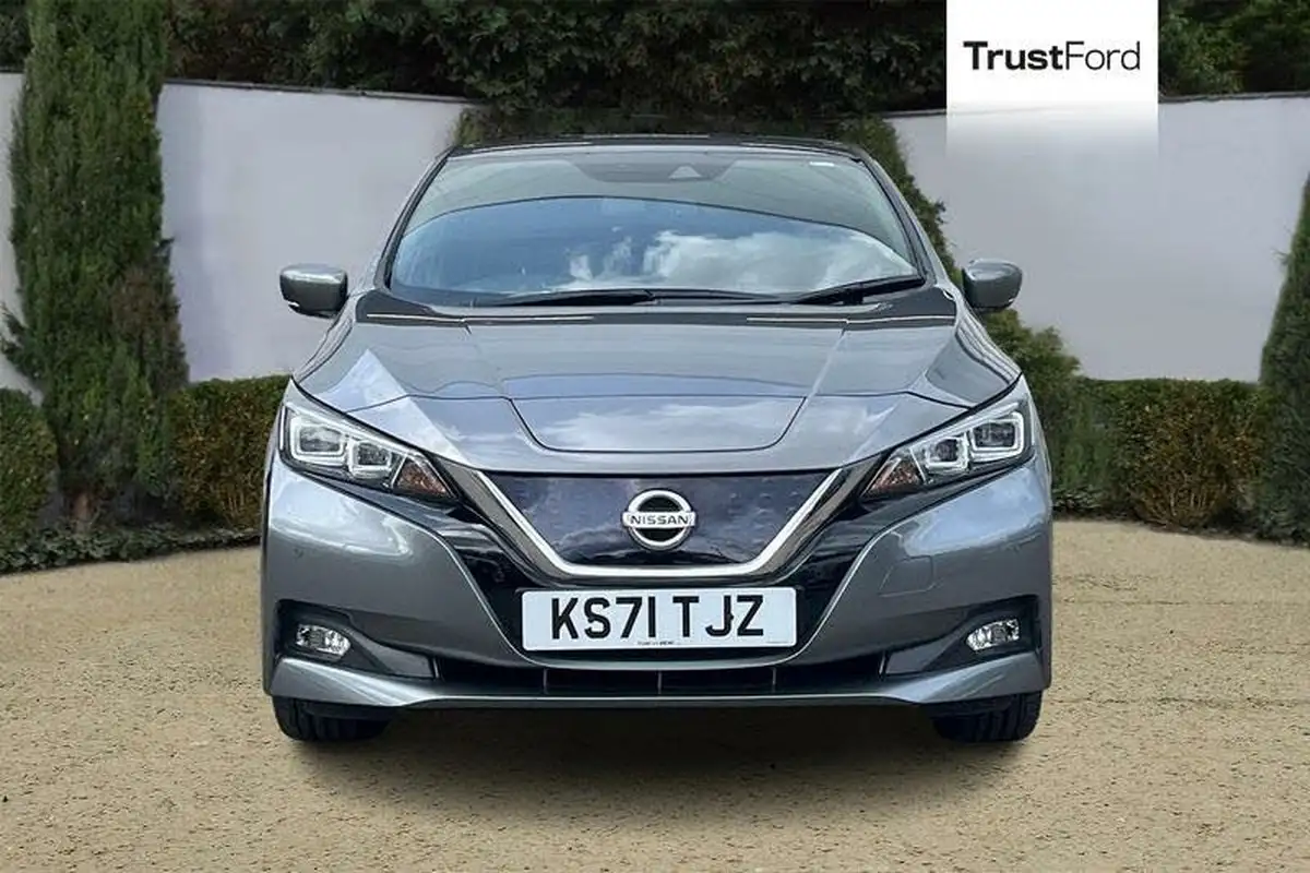 2022-nissan-leaf-e-tekna-big-5