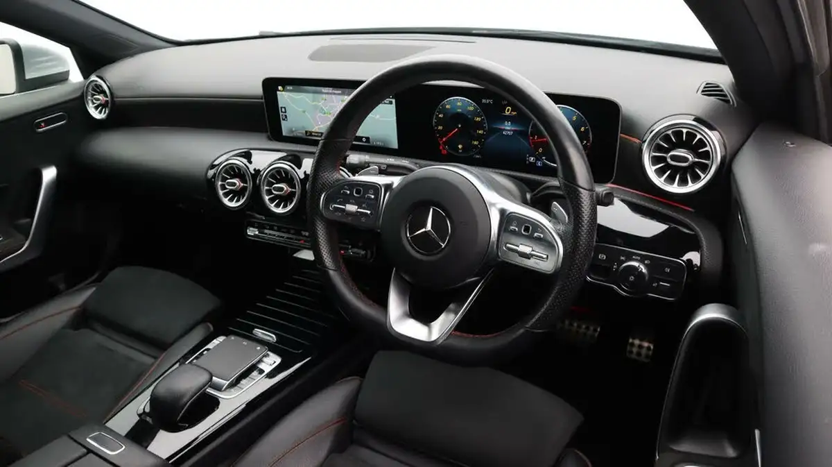 2019-mercedes-benz-a-class-13-a200-amg-line-premium-hatchback-5d-7g-dct-big-9