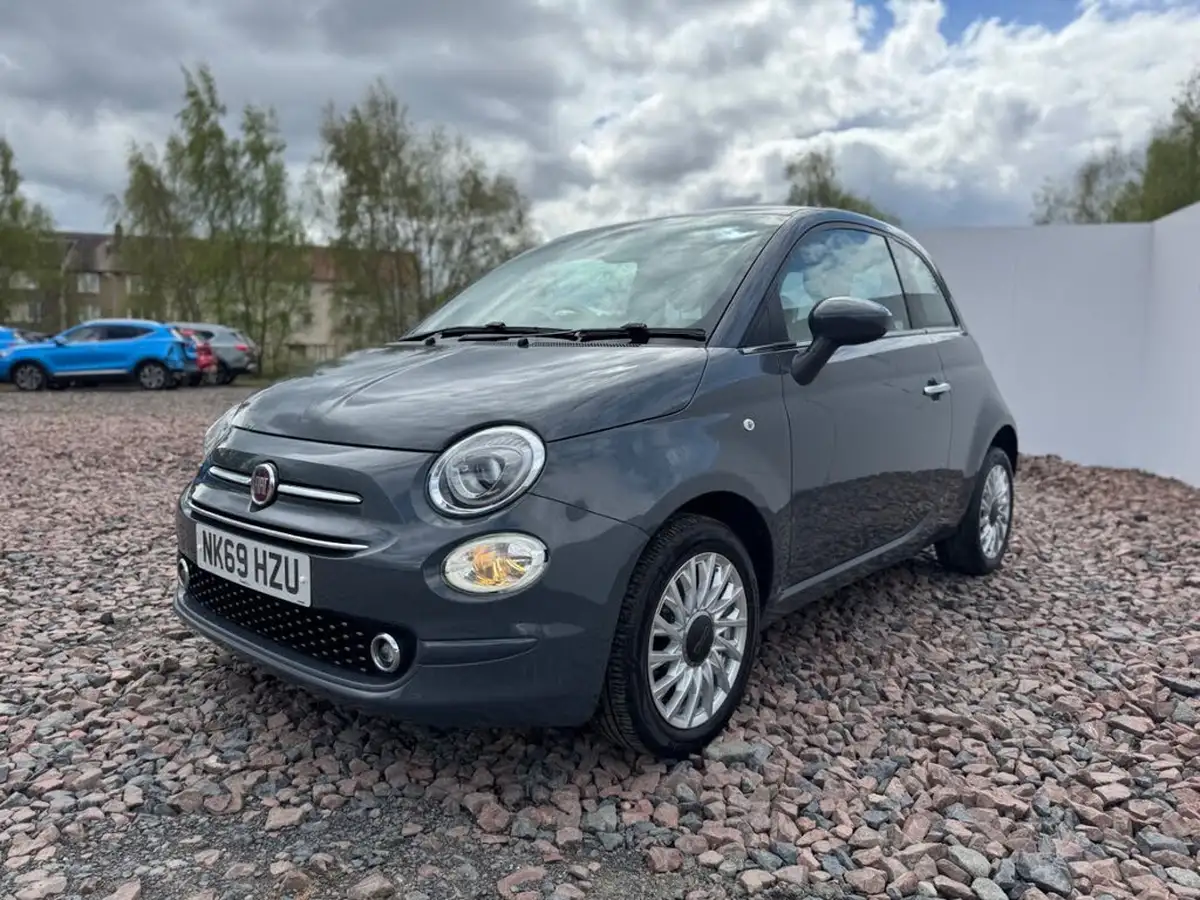 2019-fiat-500-12-lounge-big-3