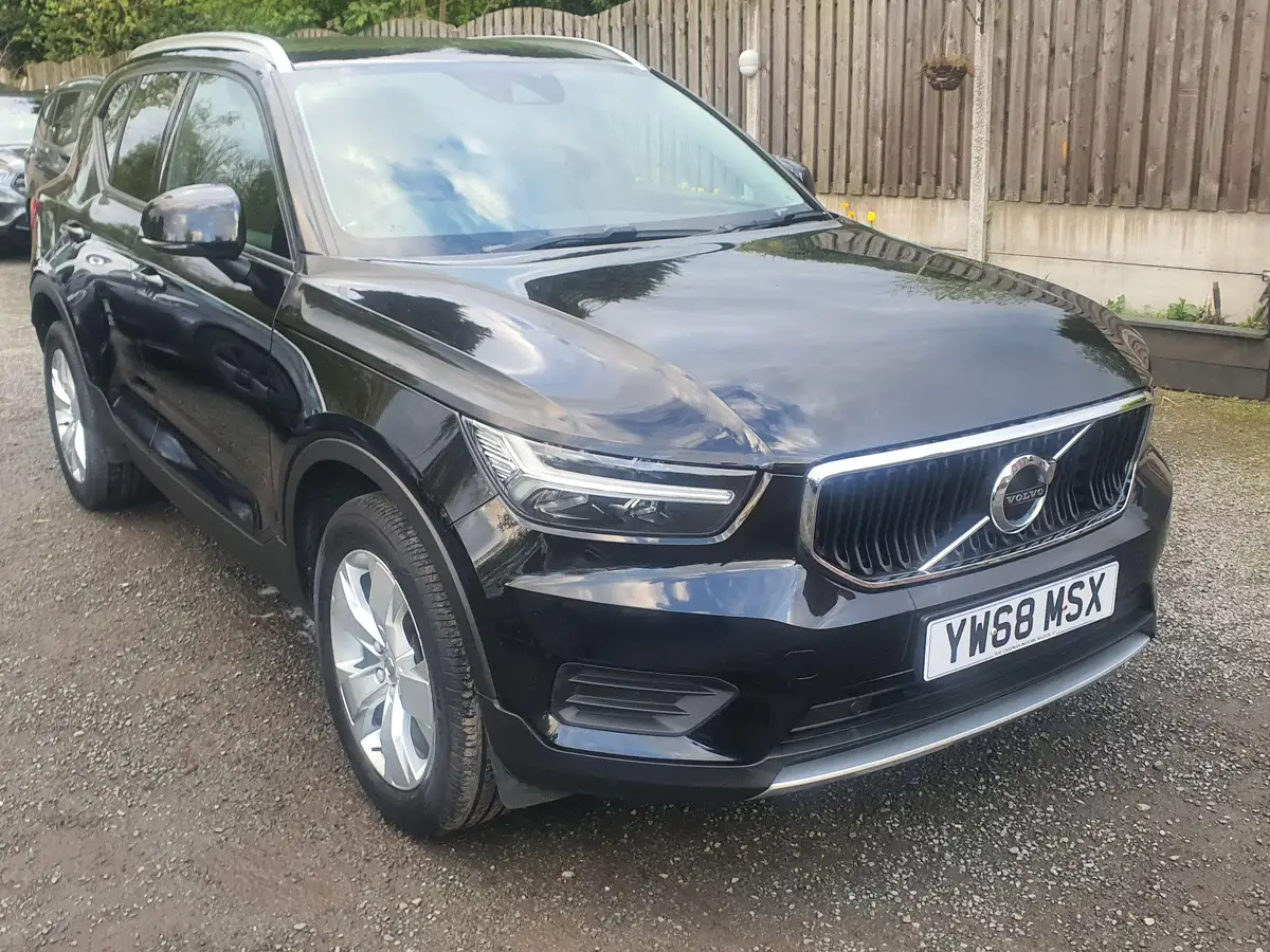 2019-volvo-xc40-20td-d3-momentum-big-10
