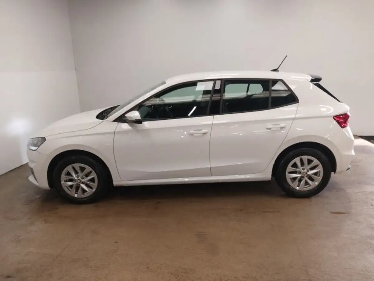 2024-skoda-fabia-10-tsi-se-comfort-116ps-big-3