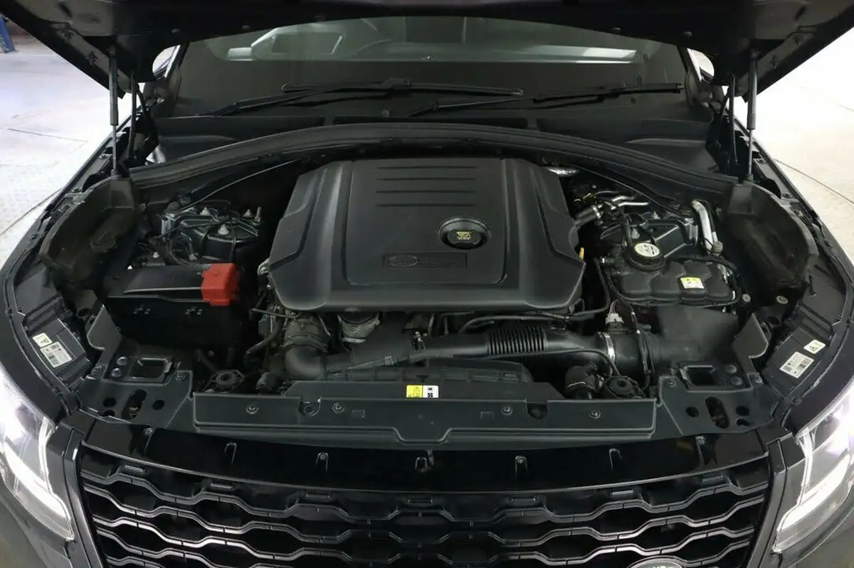 2018-land-rover-range-rover-velar-20-d240-r-dynamic-se-ss-big-20