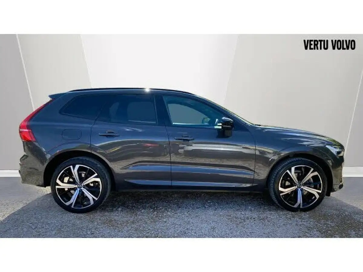 2021-volvo-xc60-20td-b4-r-design-awd-big-2