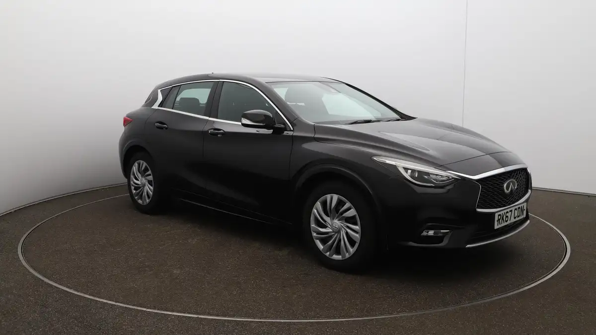 2017-infiniti-q30-15d-business-executive-dct-big-35