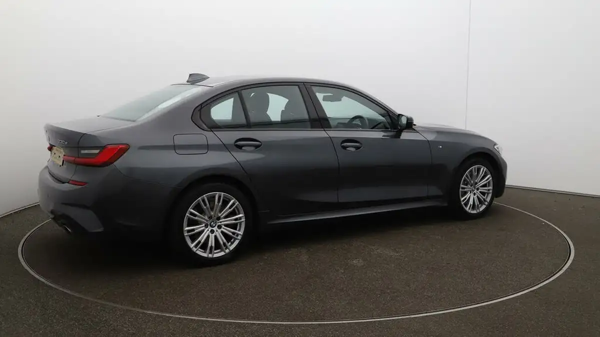 2020-bmw-3-series-20-330e-m-sport-tech-pack-saloon-4d-big-44