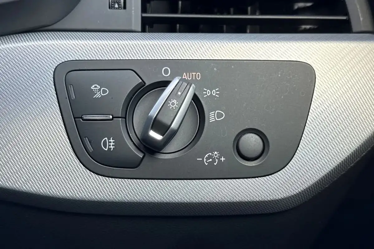 2021-audi-a4-20-30-tdi-technik-big-49