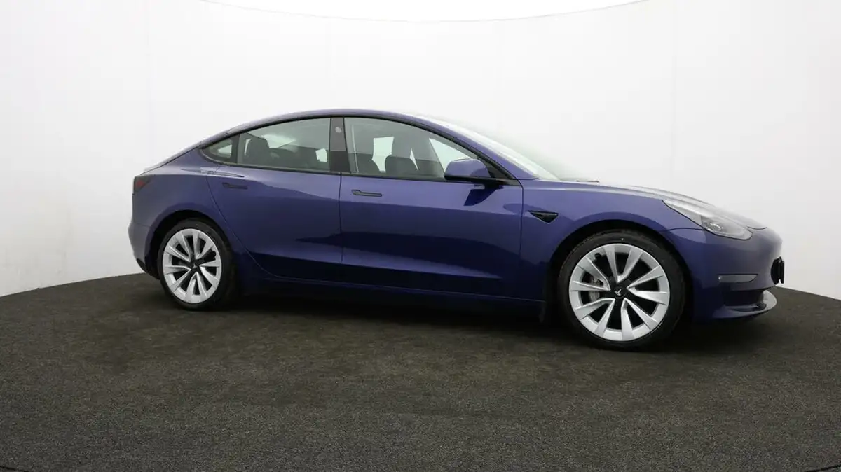 2021-tesla-model-3-e-long-range-4x4-big-37