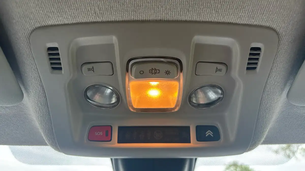 2023-citroen-c3-12-puretech-shine-plus-110ps-ss-eat6-big-38