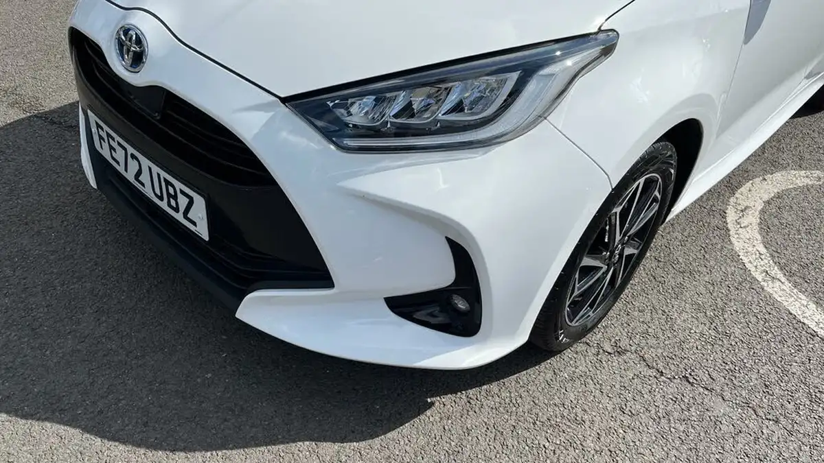 2022-toyota-yaris-15-vvt-i-design-big-37