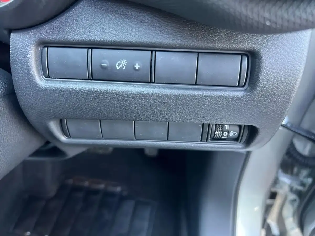 2024-nissan-juke-16-hybrid-n-connecta-big-21