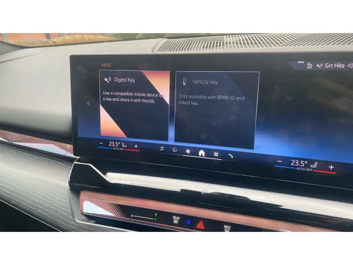 2024-bmw-5-series-e-i5-edrive40-m-sport-saloon-4d-big-49