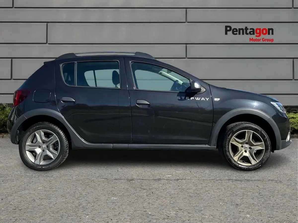 2019-dacia-sandero-stepway-09-tce-essential-big-10