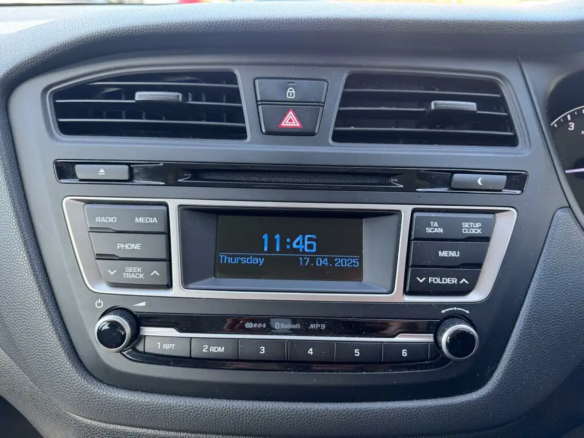 2018-hyundai-i20-14-se-big-7
