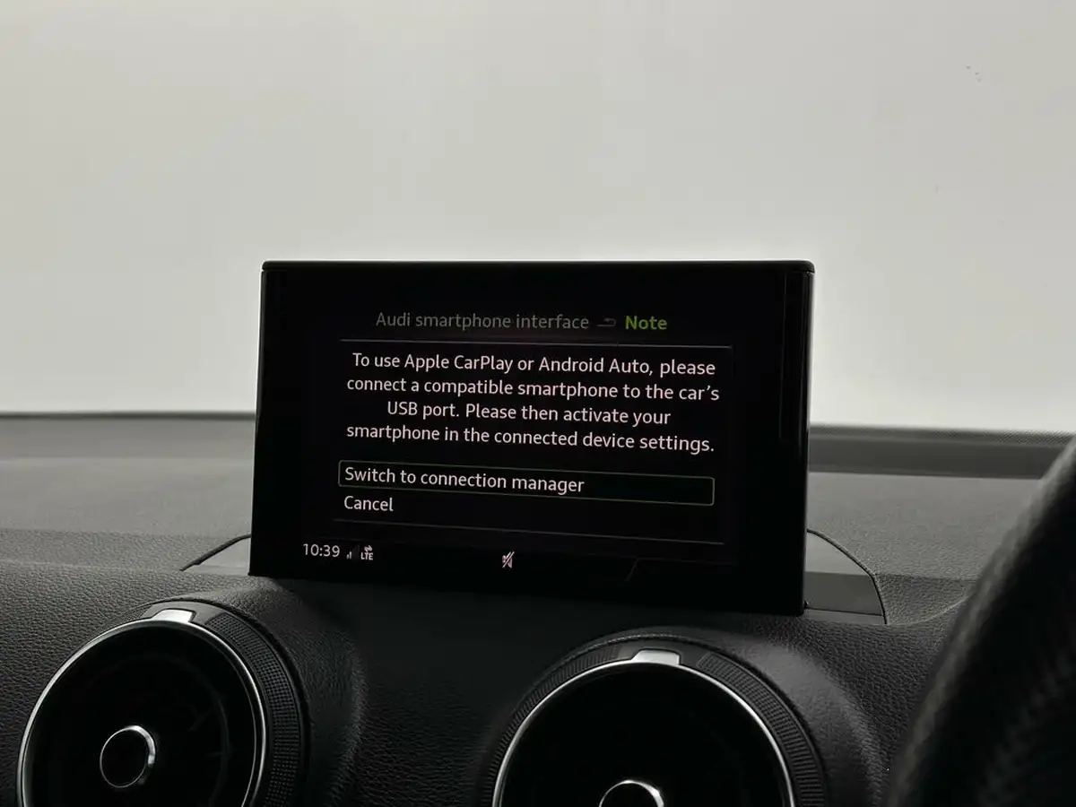 2019-audi-q2-10-30-tfsi-s-line-big-20