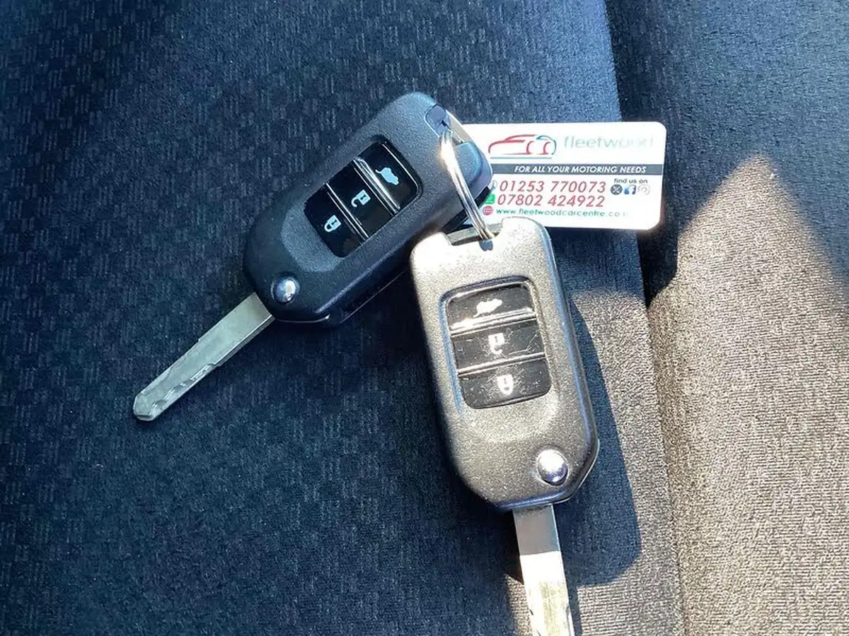 2016-honda-cr-v-16-i-dtec-se-honda-connect-160ps-4x4-auto-big-33