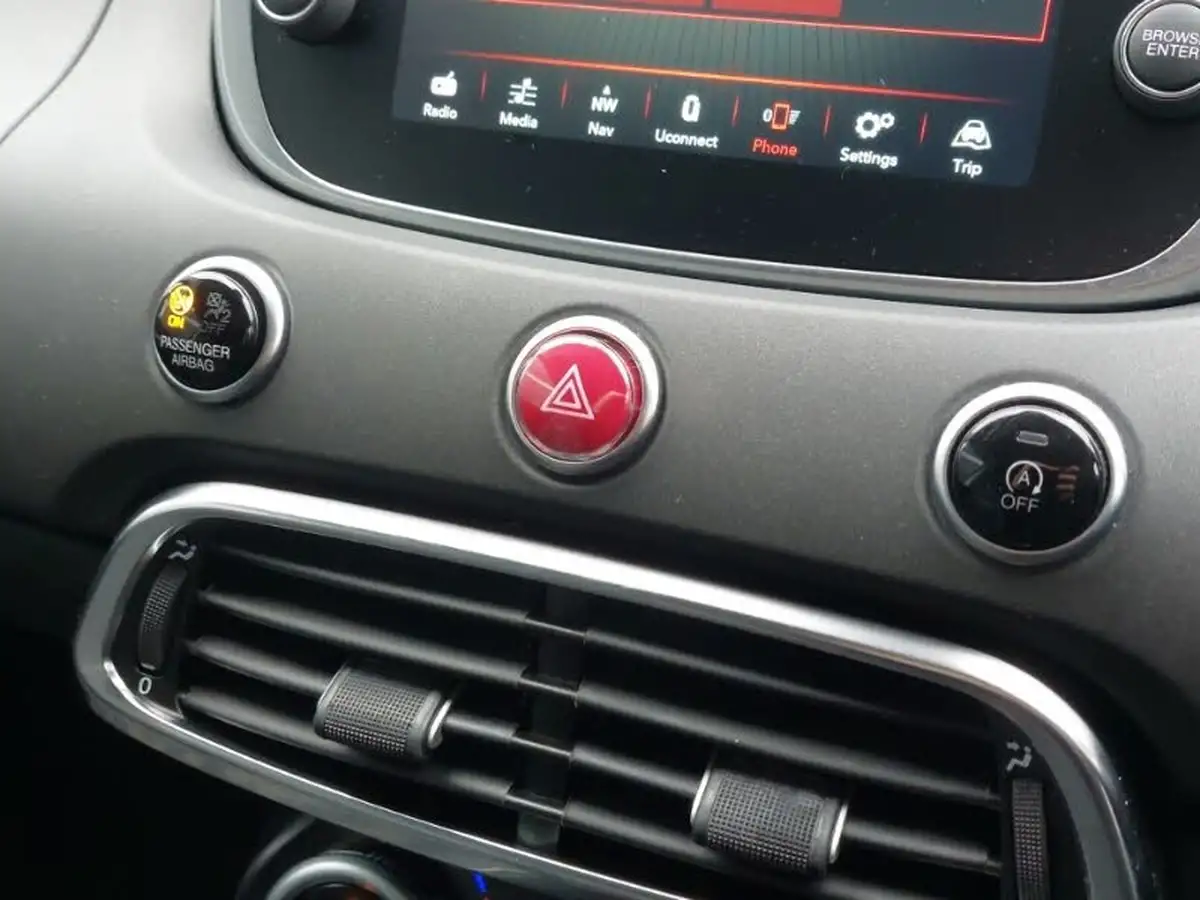 2022-fiat-500x-10-firefly-turbo-cross-big-16