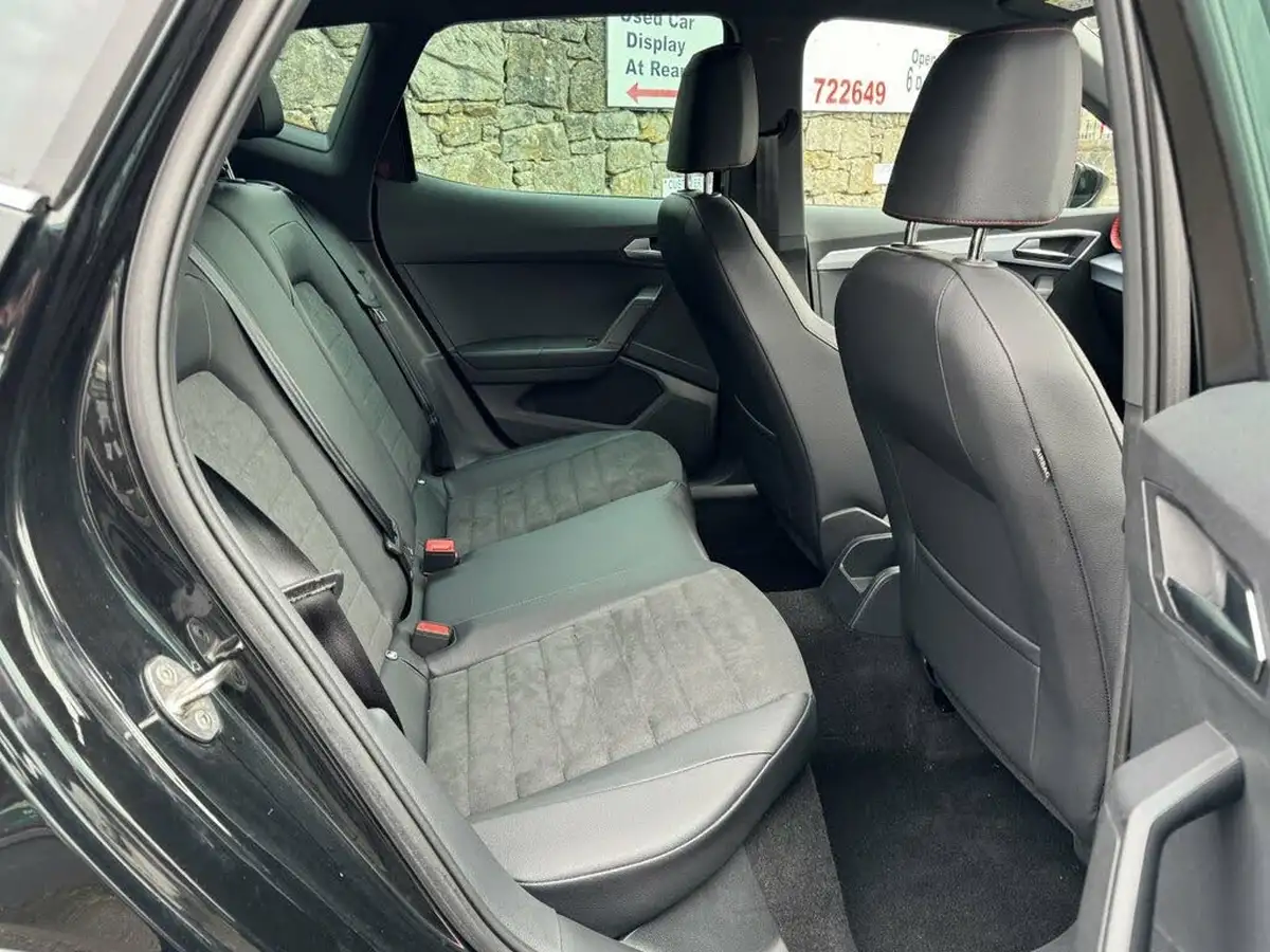 2022-seat-arona-10-tsi-fr-sport-big-10