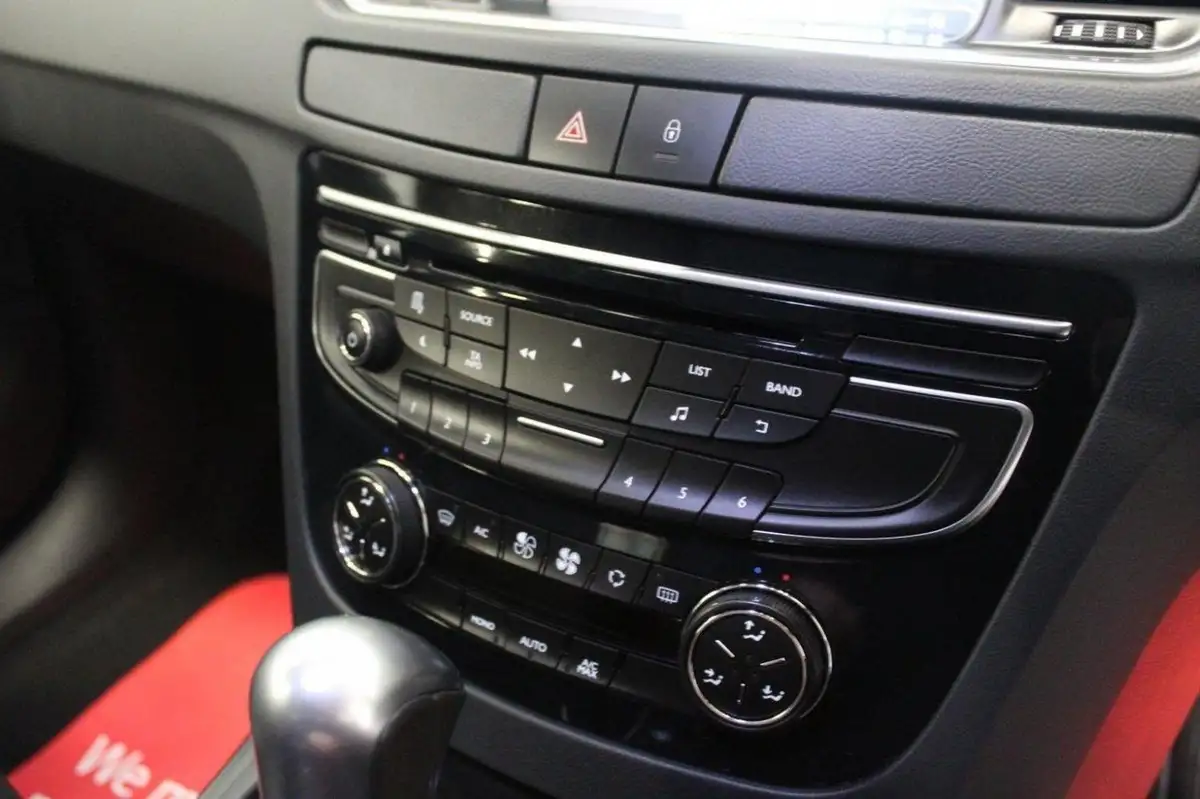2013-peugeot-508-22hdi-gt-big-33